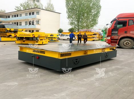 無(wú)軌電動(dòng)車